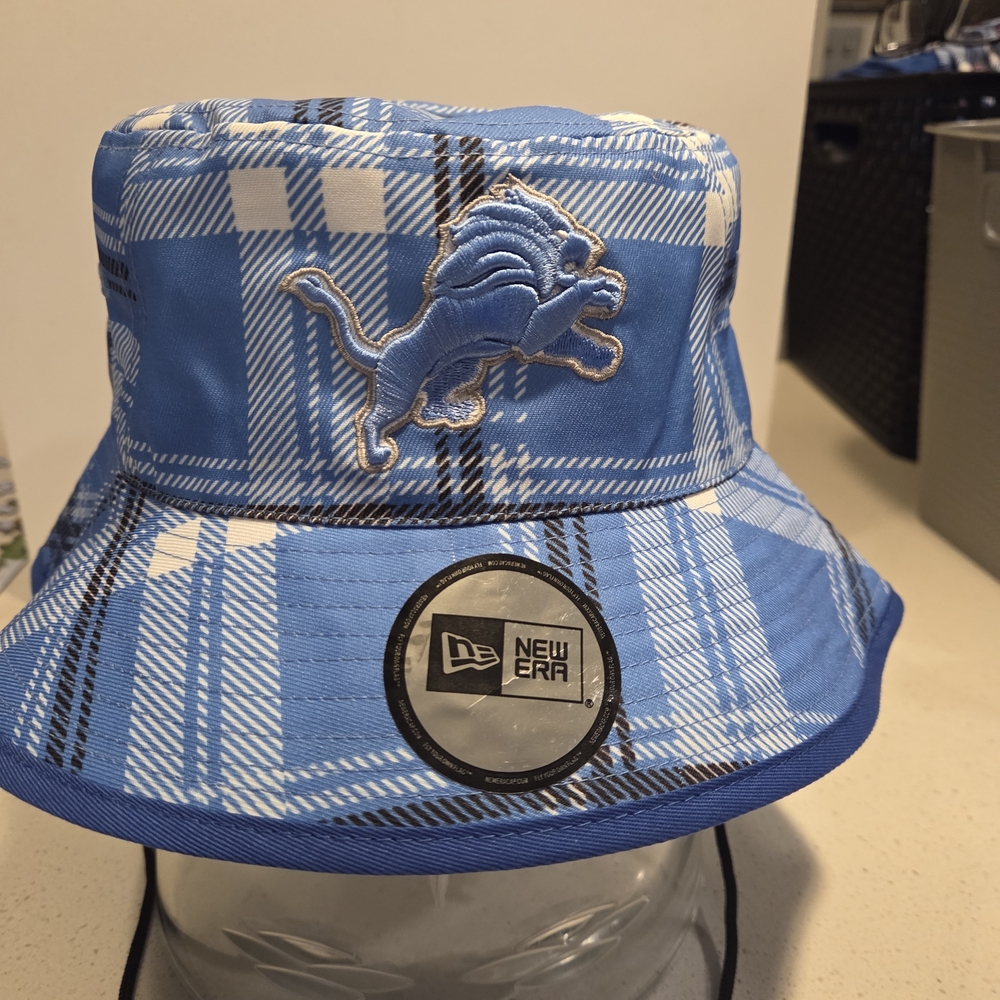 New Era Detroit Lions Blue Plaid Hat with Lion Patch
